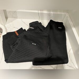 AMPERSAND AVE Black Quilted Lounge Set